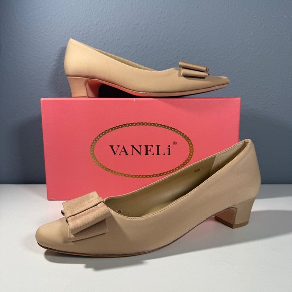 Vaneli Shoes - Vaneli Austine Champagne Fabric Bow Pumps Low Block Heel Shoes Womens 9.5 S